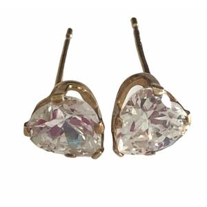 10k gold earring studs Prong set Heart cz stones